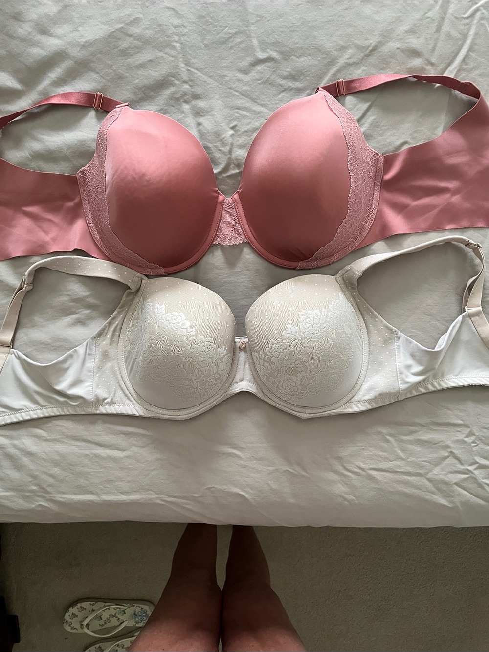 2 UNDERWIRE BRAS 36 DDD